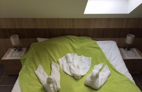 Cegled Bed & Breakfast | CVSE Clubház és Panzió