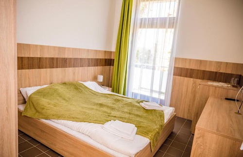Cegled Bed & Breakfast | CVSE Clubház és Panzió
