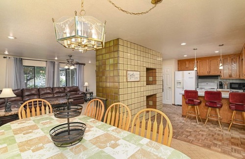 Lower Kingsbury House | CW161."The Cottonwood" -Private Hot Tub: 4 BR, 2 BA House in Stateline, Sleeps 10