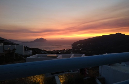 Aegiali House | Cycladic house facing the most beautiful sunset of Amorgos