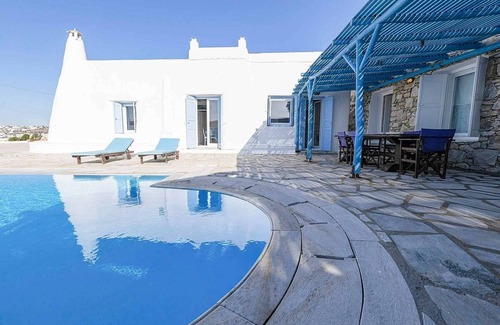 Kanalia Villa | Cycladic Style Villa with 2 Guest Suites, Private Pool & Stunning Sea Views Towards Mykonos Port!