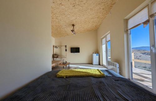 Armenia House | Cypress guesthouse