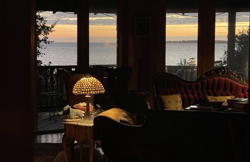 Kitty Hawk Bed & Breakfast | Cypress Moon Inn