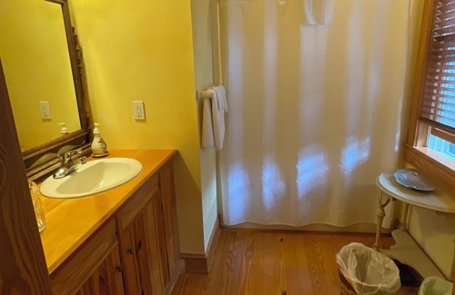 Kitty Hawk Bed & Breakfast | Cypress Moon Inn