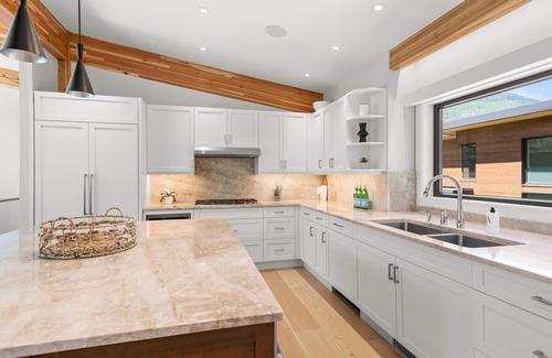 Whistler Ski Chalet | Cypress Stoneglade