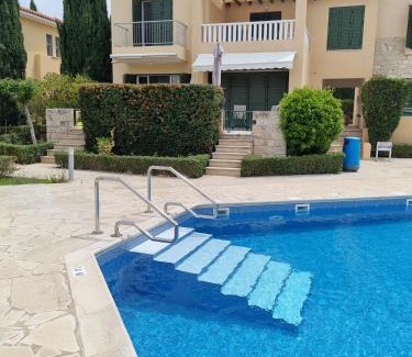 Polis House | Cyprus-2 bedrooms both ensuite pool patios wifi