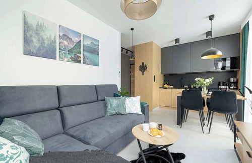 Male Ciche Apartment | Cyrhla 17G | Highlander Apartment | Prestige