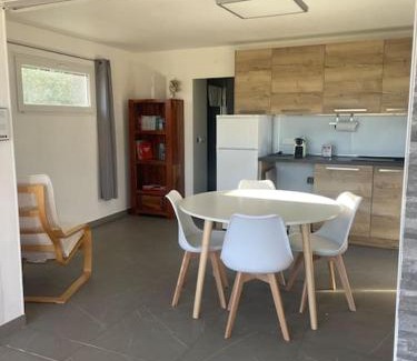 Grand Sud House | Dépendance au sein d’une villa avec piscine