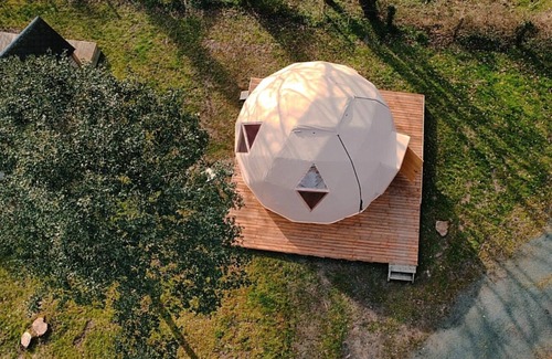 Aizenay Cabin | Dôme Géodésique Envie D'une Nuit Insolite Dans une Bulle en Vendée ?