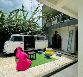 Labuan Bajo House | D'Flora Homestay