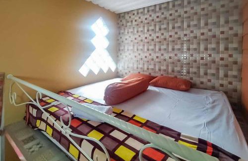Cijayanti Hotel | d'H Mansion La Rosa Syariah Sentul Mitra RedDoorz