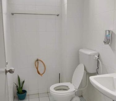 Wakaf Che Yeh Apartment | D'Irish Homestay Wakaf Che Yeh