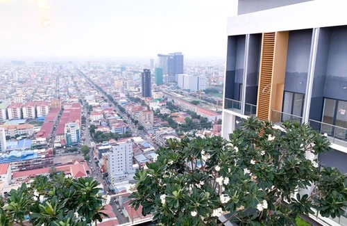 Prampir Makara House | D'Suites at The Sykline (one bedroom) #3