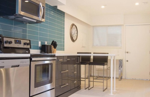 Strathcona House | D16 - 3 bedroom unit in Strathcona