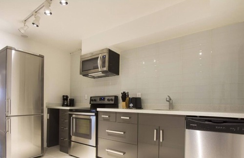 Strathcona House | D17 - 2 bedroom unit in Strathcona