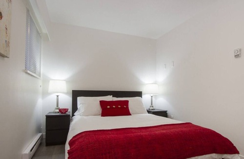 Strathcona House | D17 - 2 bedroom unit in Strathcona