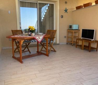 Paduledda Apartment | Da Marta Appartamento VISTA MARE MOZZAFIATO ISOLA ROSSA