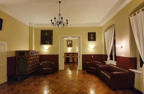 Altkalen Apartment | Dachshöhle - Ferienwohnung für 4 Personen