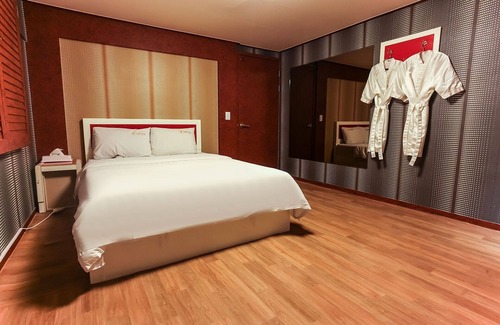 Ansan Hotel | Daebudo M