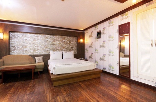 Sincheondong Hotel | Daegu Dongdaegu Station Ocean