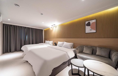 Jung-gu Hotel | Daejeon Daeheung Hotel LUO