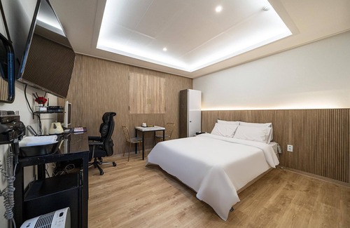 Seo-gu Hotel | Daejeon Yongmun Hotel SM