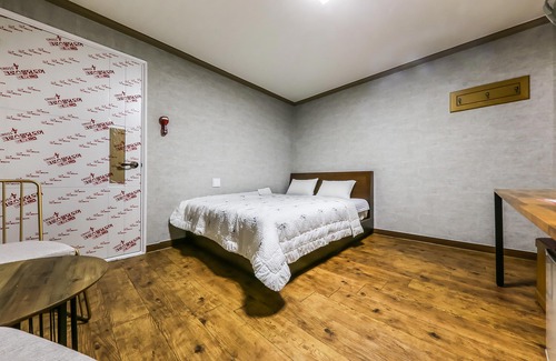 Jung-gu Hotel | Daejeon Yucheon Lucky