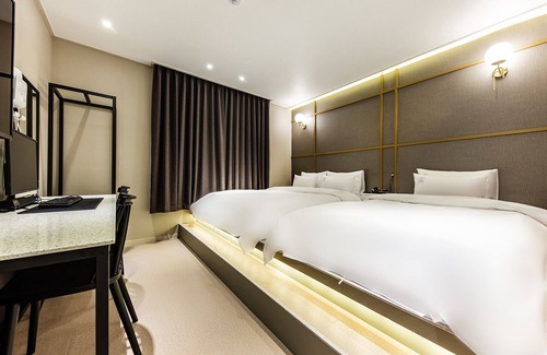 Bongmyeong-dong Hotel | Daejeon Yuseong Stay