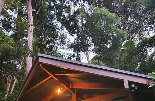 Cow Bay House | Daintree Holiday Homes - Treeverb Beach House