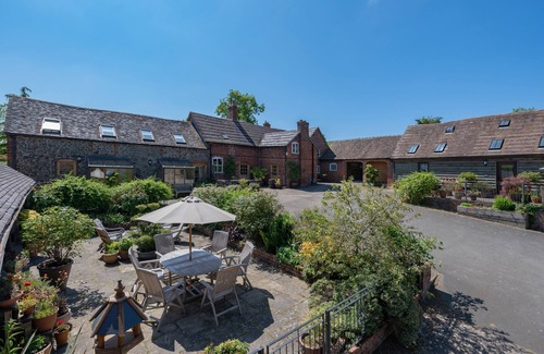 Picklescott Cottage | Daisy's Place - sleeps 2 guests in 1 bedroom