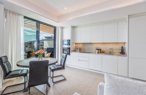 Torremolinos Apartment | Dalí | Beachfront apartment in Torremolinos