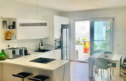 Municipio 2 Apartment | Dalù Suite with terrace, mini-pool Albatros; Zen Luxury