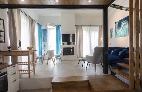 Skiathos Villa | Damari Moondancer Villa in Skiathos, stylish 3-bedroom villa with private pool