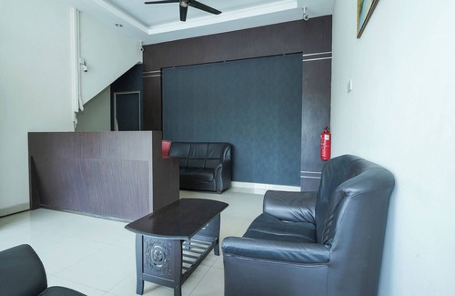 Kampung Koh Hotel | Dancenter Near Petronas Kampung Koh, Jj Hotel
