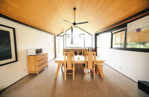 Kampial House | Dancing Jefna Uno - 1BR Publicpoolnn