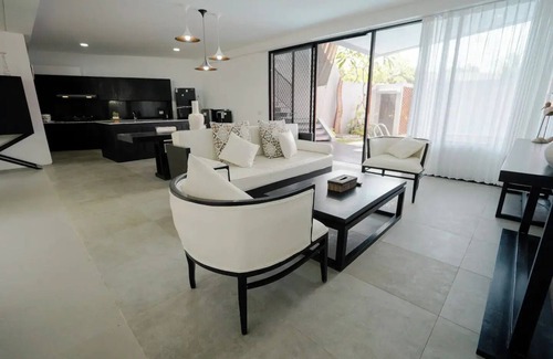 Kampial Villa | Dancing Skati Villa 2BR-Private Pool 9nn