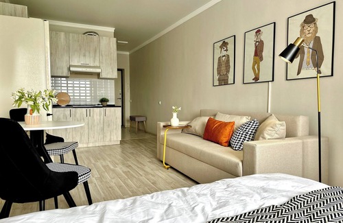 Almaty Apartment | "Dandy" charming studio with mountain view in center of Almaty with WiFi,AC
