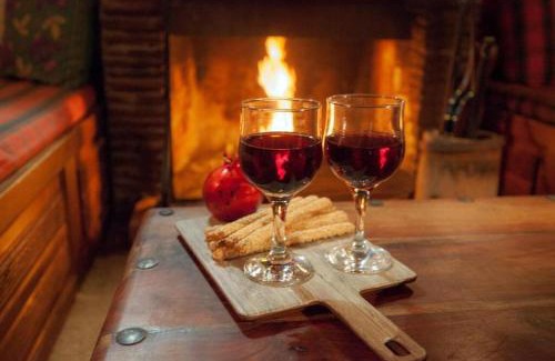 Eptalofos Ski Chalet | Dandy Villas Agoriani - Chalet Kallisti - Fireplace - Up to 6