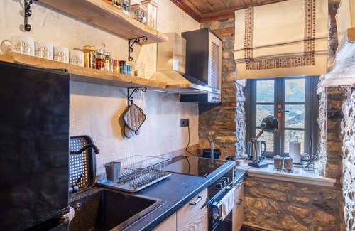 Metsovo House | Dandy Villas Metsovo | Avo | Fireplace |Up to 6