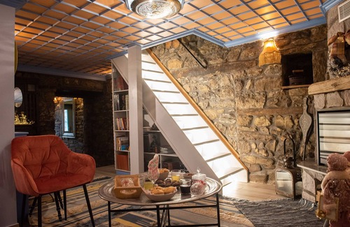 Metsovo Ski Chalet | Dandy Villas Metsovo-Metska-Down Town-Up to 7n