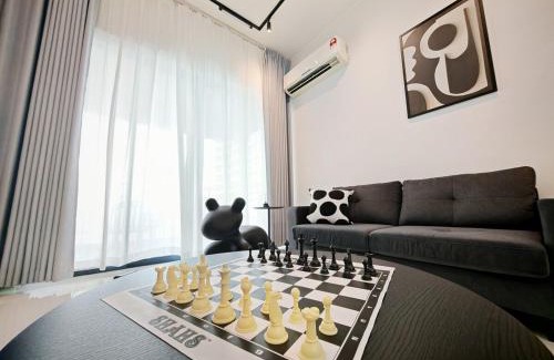 Central District Apartment | Danga Bay 2BR 2WR - Black Or White - Walk to Beach