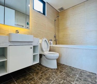 Trung Hoa Nhan Chinh Apartment | Daniel Apartment - D'Capitale Ha Noi