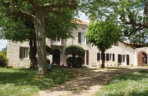 Creon-dArmagnac House | Dans une Aile D'une Ancienne Maison de Maître