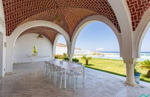 Rafraf Villa | Dar Barsha: Beach front white sand and happiness