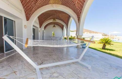 Rafraf Villa | Dar Barsha: Beach front white sand and happiness