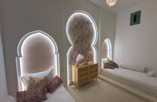 Marshan House | Dar Lyabaïana, riad climatisé prestigieux vue mer