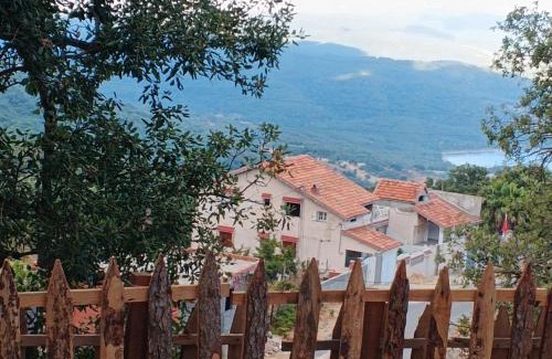 Ain Draham House | DarAlRayhan