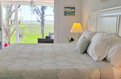 Darien Bed & Breakfast | Darien Waterfront Inn