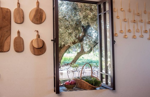 Menara House | DarToozween, chic and comfortable farmhouse in the Marrakech countryside