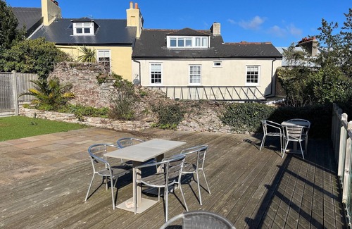 Dartmouth Apartment | Dartside 4 - Two Bedroom Apartment, Sleeps 5
